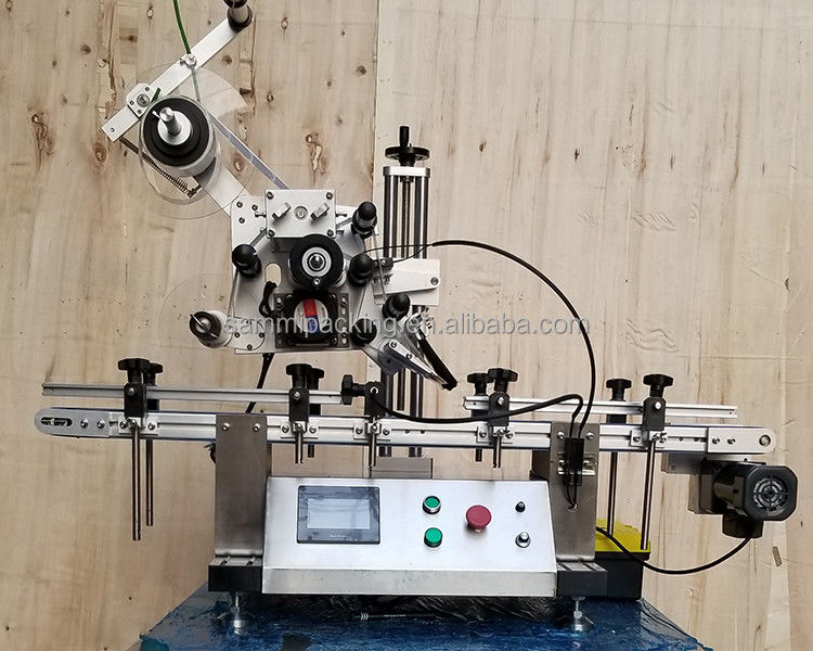 دستگاه برچسب گذاری آوتوماتیک دسکتاپ سطح مسطح جعبه قفل بطری خود چسبنده