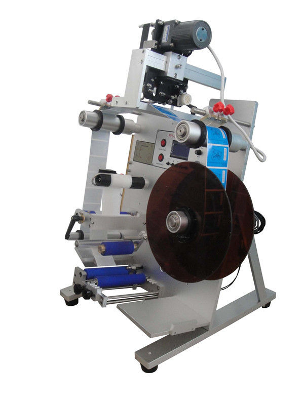 دستگاه برچسب زنی عمودی رومیزی اتوماتیک با چاپگر تاریخ برای بطری های دورپیچ