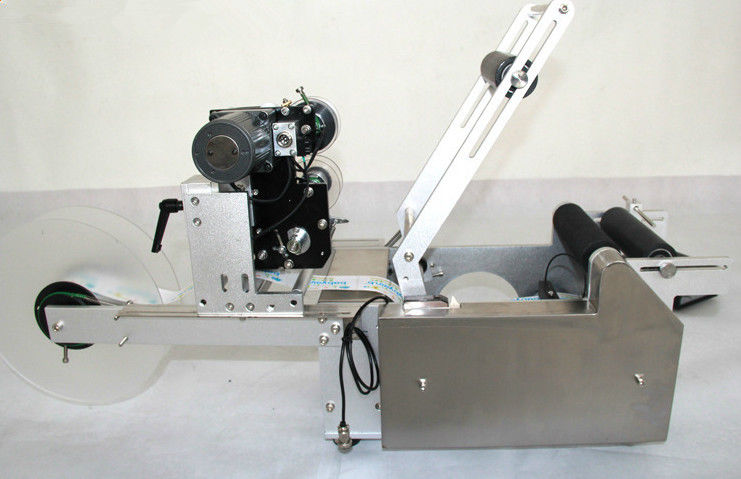 دستگاه لیبل زن نیمه اتوماتیک MT-50D با کیفیت بالا برای بطری/شیشه های گرد با دستگاه چاپ حرارتی